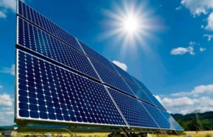 ۱۵۰ مگاوات نیروگاه خورشیدی تا پایان خرداد وارد مدار می‌شود