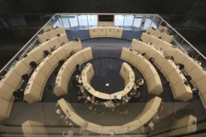 بازار سهام، آماده پرواز بر بال توافق