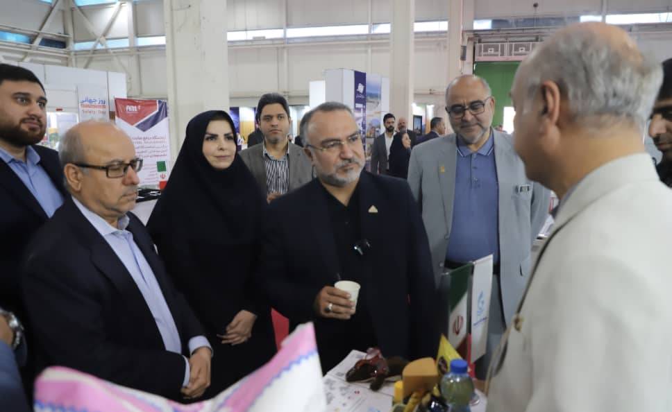 نمایش توانمندی مناطق آزاد در حوزه سلامت و غذا در نمایشگاه تخصصی انرژی و غذا