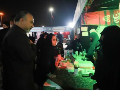 بازدید رئیس ستاد اربعین حسینی مناطق آزاد از موکب فرهنگ و هنر و بیمارستان شهید سلیمانی در شلمچه