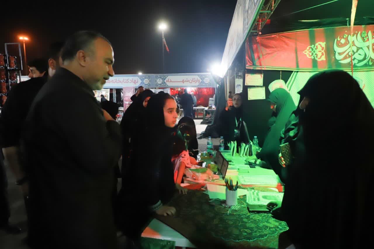 بازدید رئیس ستاد اربعین حسینی مناطق آزاد از موکب فرهنگ و هنر و بیمارستان شهید سلیمانی در شلمچه