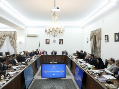 عارف: مسائل اجتماعی و فرهنگی نباید حکومتی شود