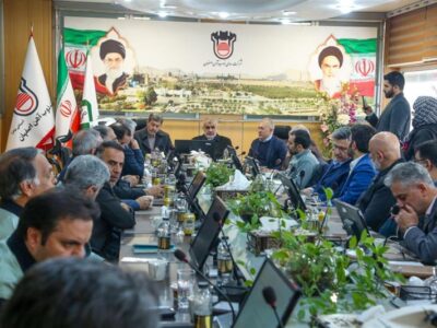 تأكید نایب‌رئیس مجلس بر حل فوری چالش‌های ذوب‌آهن اصفهان