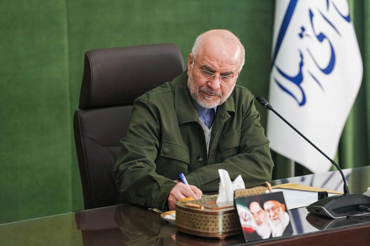 قالیباف در پیامی به ملت: باید برخاست و ندای خون‌خواهی رهبر شهید را به جهان رساند