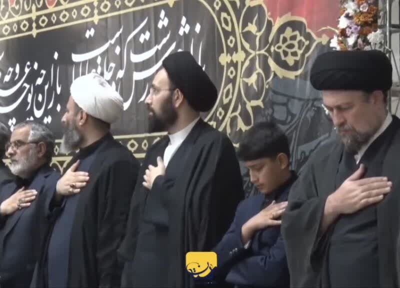 ویژه‌برنامه عزاداری دهه پایانی صفر در آستان مقدس حضرت امام خمینی(س)/ فیلم را ببینید
