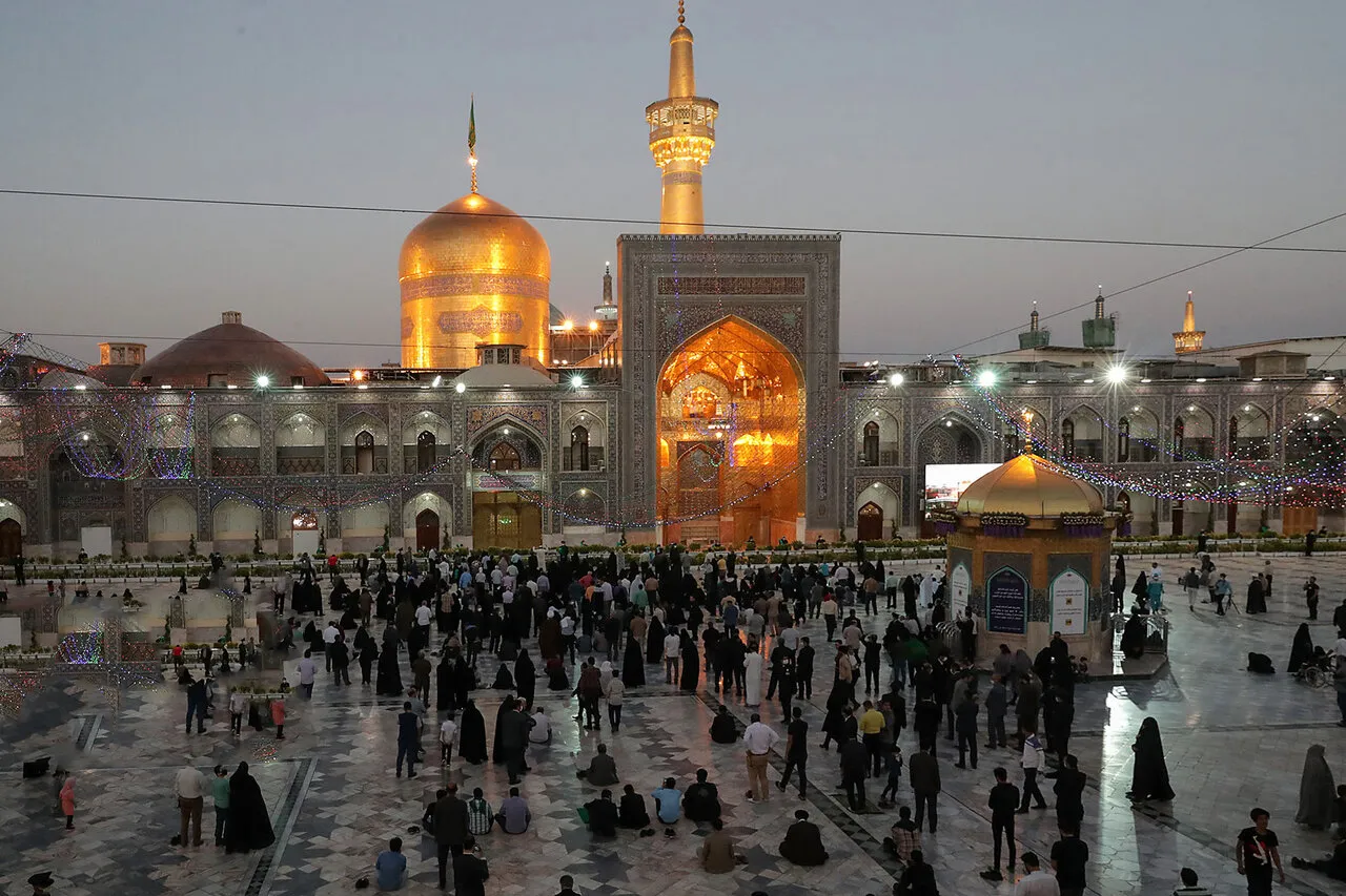 کارت گردشگری امکانی جدید برای استفاده گردشگران و زائران بارگاه ملکوتی ثامن الحجج