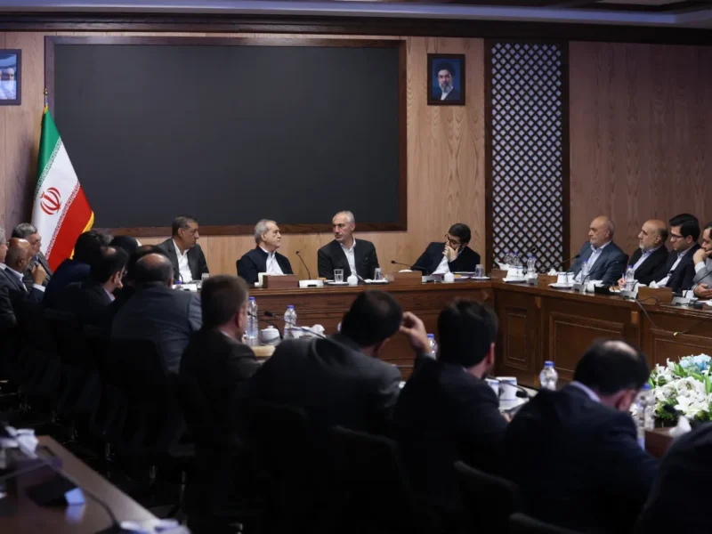 سیاست‌های مدیریت مصرف بنزین تدریجی و با محوریت همراهی مردم اجرا می‌شود